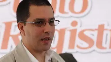 Arreaza: "Derecha utilizó incendio en refinería de Puerto La Cruz para hacer terrorismo mediático" Arreaza: "Derecha utilizó incendio en refinería de Puerto La Cruz para hacer terrorismo mediático"
