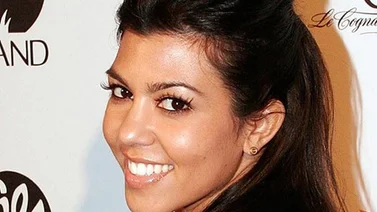 Kourtney Kardashian es demandada por modelo que dice ser el padre de su hijo