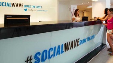 Crean un hotel para adictos a Twitter