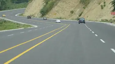 Realizan labores de rehabilitación en autopista Gran Mariscal de Ayacucho Realizan labores de rehabilitación en autopista Gran Mariscal de Ayacucho