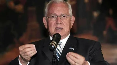 Expresidente de Honduras niega formar parte de complot contra Nicolás Maduro