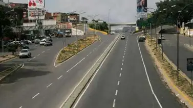 Declaran en emergencia toda la vialidad del país Declaran en emergencia toda la vialidad del país