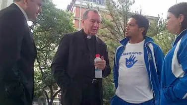 Nuncio Apostólico mantuvo reunión con estudiantes de la ULA en huelga de hambre Nuncio Apostólico mantuvo reunión con estudiantes de la ULA en huelga de hambre