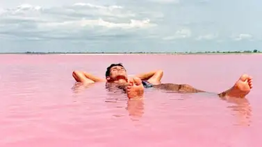 ¡Insólito!: Un lago color rosa ¡Insólito!: Un lago color rosa