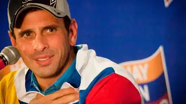 "Feliz día de las madres" deseó Capriles a todas las venezolanas que celebran este domingo "Feliz día de las madres" deseó Capriles a todas las venezolanas que celebran este domingo