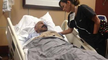 Oscar D’León fue intervenido quirúrgicamente de su ojo izquierdo en Miami