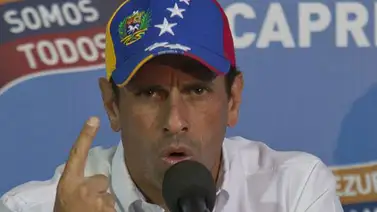 Capriles pide que las movilizaciones hacia sedes del CNE se realicen en paz Capriles pide que las movilizaciones hacia sedes del CNE se realicen en paz