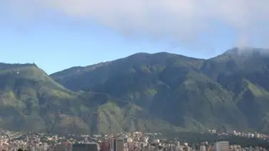 Lunes con poca nubosidad en gran parte del país Lunes con poca nubosidad en gran parte del país