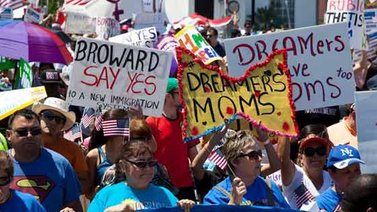 Miles de personas se concentran en EE.UU. para pedir reforma migratoria