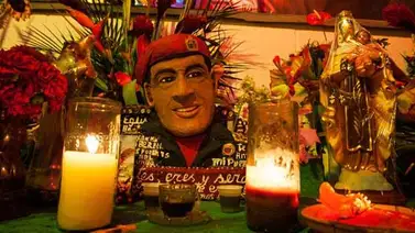 Chávez es homenajeado con misas y actos militares un mes después de su muerte Chávez es homenajeado con misas y actos militares un mes después de su muerte