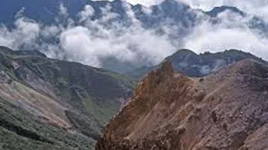 El volcán Iván el Terrible se despertó en las islas Kuriles