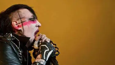 Saint Laurent escoge a Marilyn Manson como su nuevo rostro masculino Saint Laurent escoge a Marilyn Manson como su nuevo rostro masculino