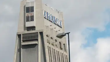 Cuerpo de bomberos logró controlar situación en el edificio de La Previsora Cuerpo de bomberos logró controlar situación en el edificio de La Previsora