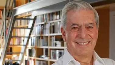 Mario Vargas Llosa celebró sus 77 años a 3.300 metros de altura Mario Vargas Llosa celebró sus 77 años a 3.300 metros de altura