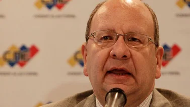 Rector del CNE: "Las cadenas son un ventajismo brutal"