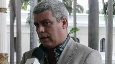 Marquina entrega recurso a TSJ para revisar candidatura de Maduro Marquina entrega recurso a TSJ para revisar candidatura de Maduro