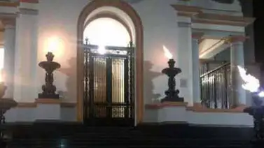 Fueron encendidos pebeteros del Panteón Nacional en honor a Chávez Fueron encendidos pebeteros del Panteón Nacional en honor a Chávez