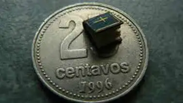 Editorial nipona publica el libro más pequeño del mundo con apenas 0,75 mm Editorial nipona publica el libro más pequeño del mundo con apenas 0,75 mm