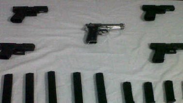GNB captura a dos sujetos que intentaron pasar armas a la cárcel de Guanare
