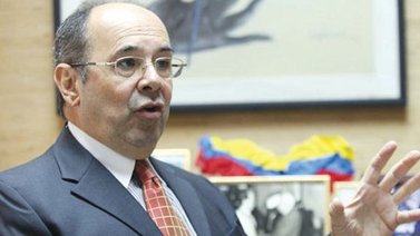 Diputado Gaviria solicitó destitución de los miembros de la Sala Constitucional del TSJ