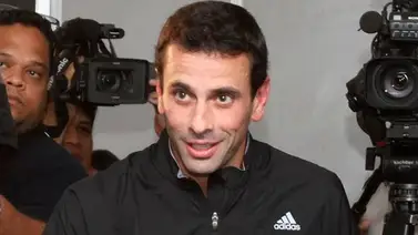 Capriles Radonski juramenta a su gabinete Capriles Radonski juramenta a su gabinete