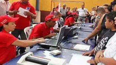 Saime activa móviles de cedulación en cinco parroquias de Caracas Saime activa móviles de cedulación en cinco parroquias de Caracas