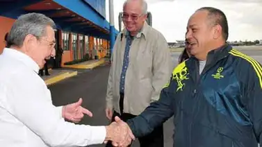 Altos cargos venezolanos llegan a Cuba en medio de criticas Altos cargos venezolanos llegan a Cuba en medio de criticas