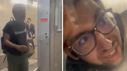 Un hombre golpea la puerta de un avión tras llegar tarde para abordar (+Video)