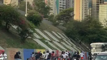 Tres muertos tras aparatoso choque de motorizados en la Francisco Fajardo este #25Ago Tres muertos tras aparatoso choque de motorizados en la Francisco Fajardo este #25Ago