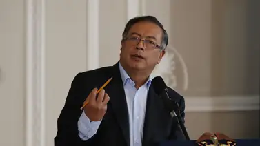 Gustavo Petro pide investigar la cancelación de vuelos en Colombia "sin justificación" Gustavo Petro pide investigar la cancelación de vuelos en Colombia "sin justificación"