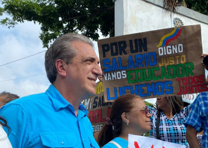 Detienen al dirigente opositor Biagio Pilieri
