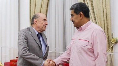 Maduro sostuvo un encuentro con excanciller de Colombia