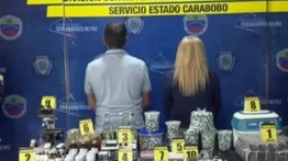 PNB desmantela consultorio ilegal y detiene a una pareja que se hacía pasar por médicos