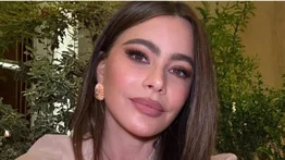Sofía Vergara es fanática de este milagroso aceite: la actriz colombiana tiene 53 años y revela un eficaz ritual de belleza