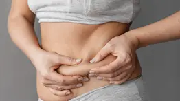 Esta es la grasa más peligrosa dentro de tu cuerpo y debes eliminarla ya: no es precisamente la de tu abdomen