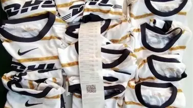 Venezolano intenta hurtar franelas de fútbol en una tienda: presenta antecedentes por robo Venezolano intenta hurtar franelas de fútbol en una tienda: presenta antecedentes por robo