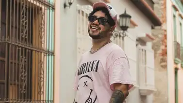 ¡Enciende las redes! Reggi 'El Auténtico' lanza su nuevo sencillo: "En el mar te ves mejor" ¡Enciende las redes! Reggi 'El Auténtico' lanza su nuevo sencillo: "En el mar te ves mejor"