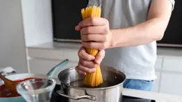 ¡Alerta con tu salud! Evita los errores más repetidos a la hora de preparar la pasta: las bacterias están al acecho