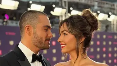 ¿Ternura o exhibicionismo? El embarazo de Claudia Martín desata debate por foto al desnudo con Carlos Said ¿Ternura o exhibicionismo? El embarazo de Claudia Martín desata debate por foto al desnudo con Carlos Said