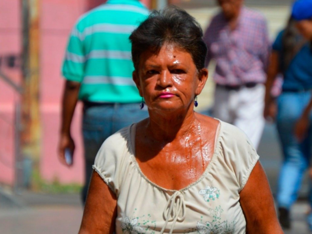 Ola de calor en Venezuela: estos son los peligros para mujeres embarazadas e hipertensos Ola de calor en Venezuela: estos son los peligros para mujeres embarazadas e hipertensos