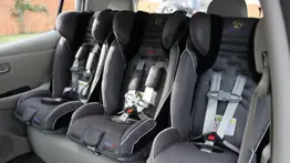 Seguridad automotriz en EEUU: modifican normas sobre los asientos infantiles y esta es la nueva exigencia