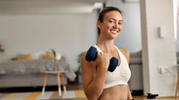 Esta es la señal que envía tu cuerpo para que aumentes el peso de los discos de las barras y mancuernas: haz más eficiente tu entrenamiento