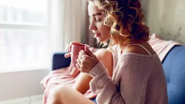 Dile adiós a la hinchazón abdominal con esta infusión natural: así debes consumirla Dile adiós a la hinchazón abdominal con esta infusión natural: así debes consumirla