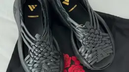 Escándalo de apropiación cultural: Oaxaca se va contra Adidas