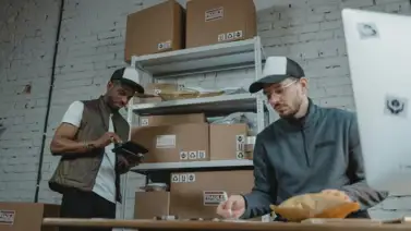 ¿No tiene estudios universitarios pero buscas empleo?: esta empresa te pagará hasta $20 la hora y también ofrece descuentos en viajes ¿No tiene estudios universitarios pero buscas empleo?: esta empresa te pagará hasta $20 la hora y también ofrece descuentos en viajes