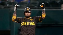 MLB: Luis Arráez se mantiene en la lucha por su cuarto título de bateo consecutivo