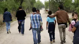 ¡Desolador! Pidieron asilo en EEUU para cuidar a su hijo con una rara enfermedad y se lo negaron: la decisión que tomaron sorprendió a todos 