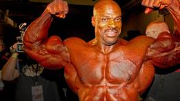 ¡Una leyenda en silla de ruedas! Así vive Ronnie Coleman tras una vida de deporte extremo