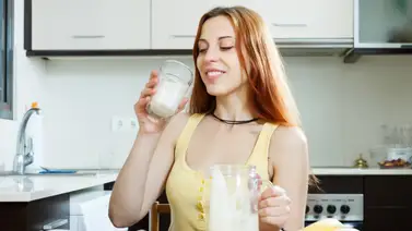 La ciencia ya concluyó cuál es la mejor para la salud de tu corazón ahora podrás decidir entre leche descremada y leche entera La ciencia ya concluyó cuál es la mejor para la salud de tu corazón ahora podrás decidir entre leche descremada y leche entera