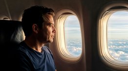 ¡El mejor consejo para tus vacaciones! Descubre por qué se te tapan los oídos en los aviones: aquí te decimos cómo evitar esta incómoda situación